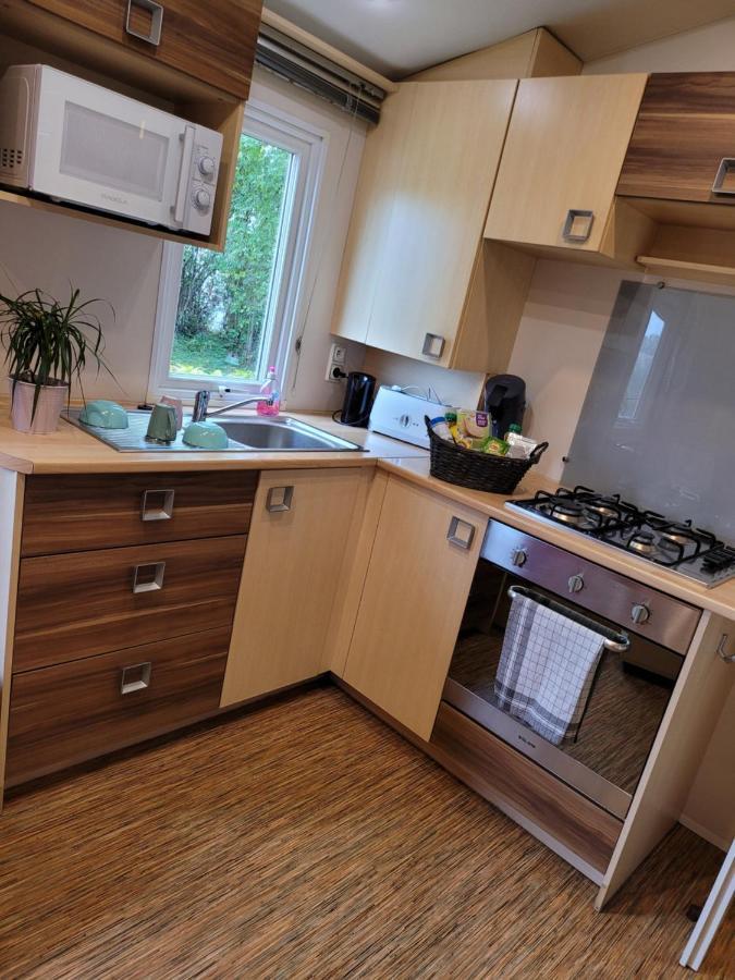 Camping Le Brochet เปโรนน์ ภายนอก รูปภาพ